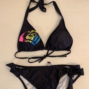 Women’s swim suit